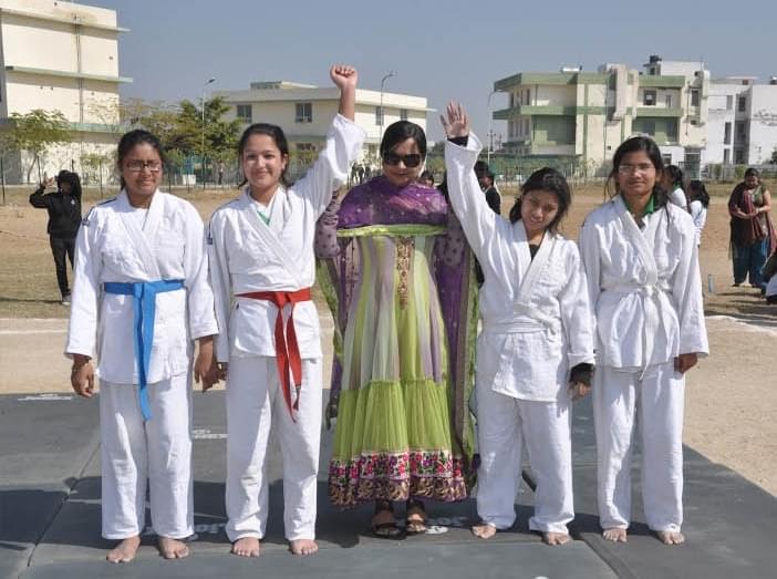 JVWU Extra Curricular photo 1